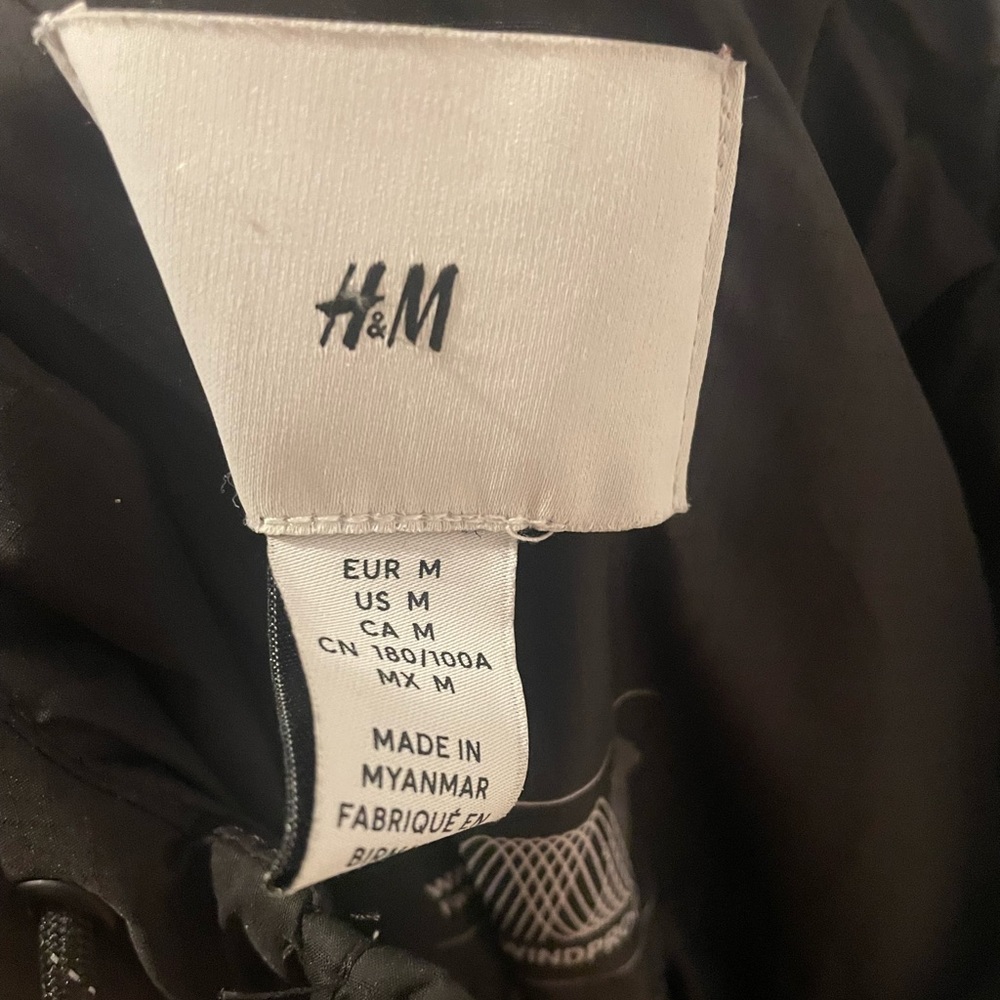 Men’s Winter Jacket - Picture 3 of 3